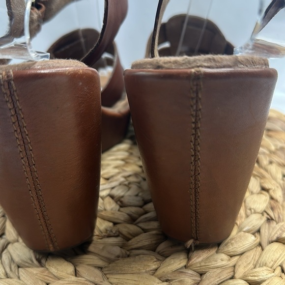 Korks Genuine Cognac  Leather Straps Uppers Comfort Wedge Sandal Size 9 - Picture 6 of 9